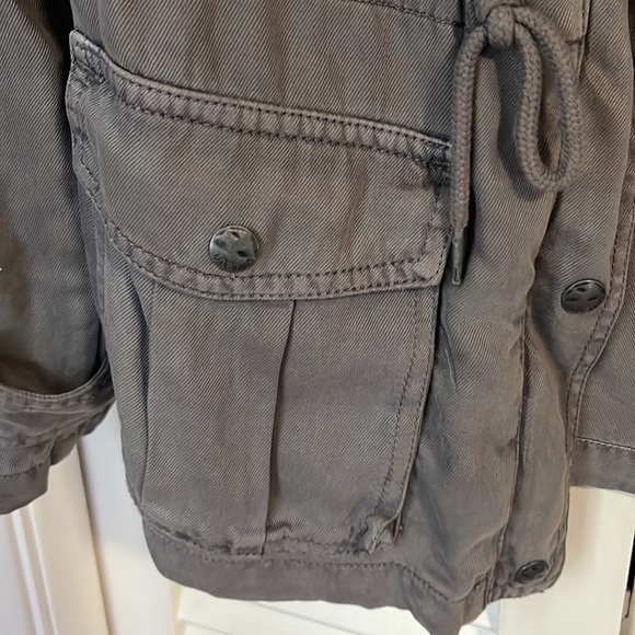 Jacket - Picture 4 of 4